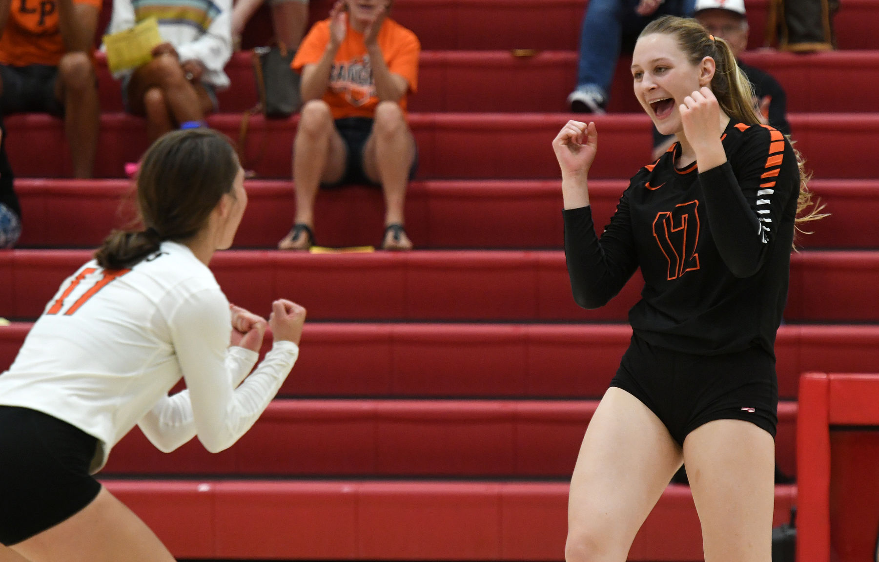 090419-s-volleyball 26.JPG